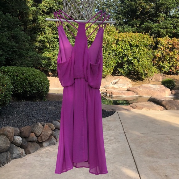 Lush fuchsia colored dress! - Picture 2 of 4